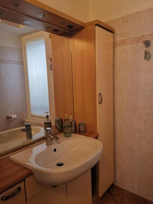 Casa Vacanze Il Tuffetto Olginate Bagian luar foto