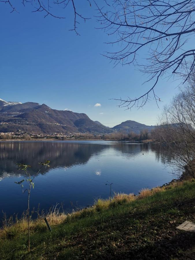 Casa Vacanze Il Tuffetto Olginate Bagian luar foto