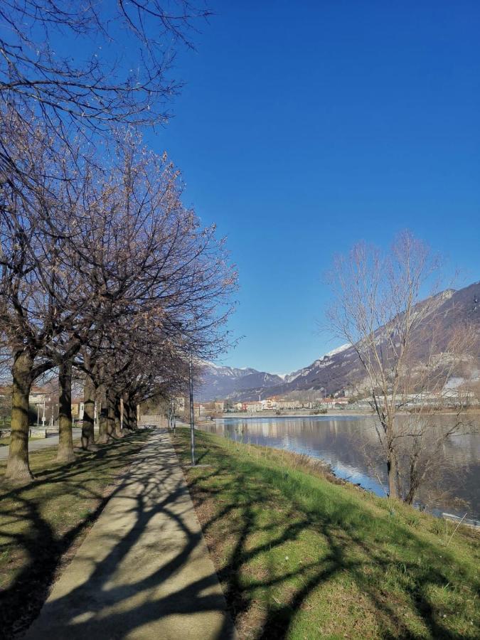 Casa Vacanze Il Tuffetto Olginate Bagian luar foto