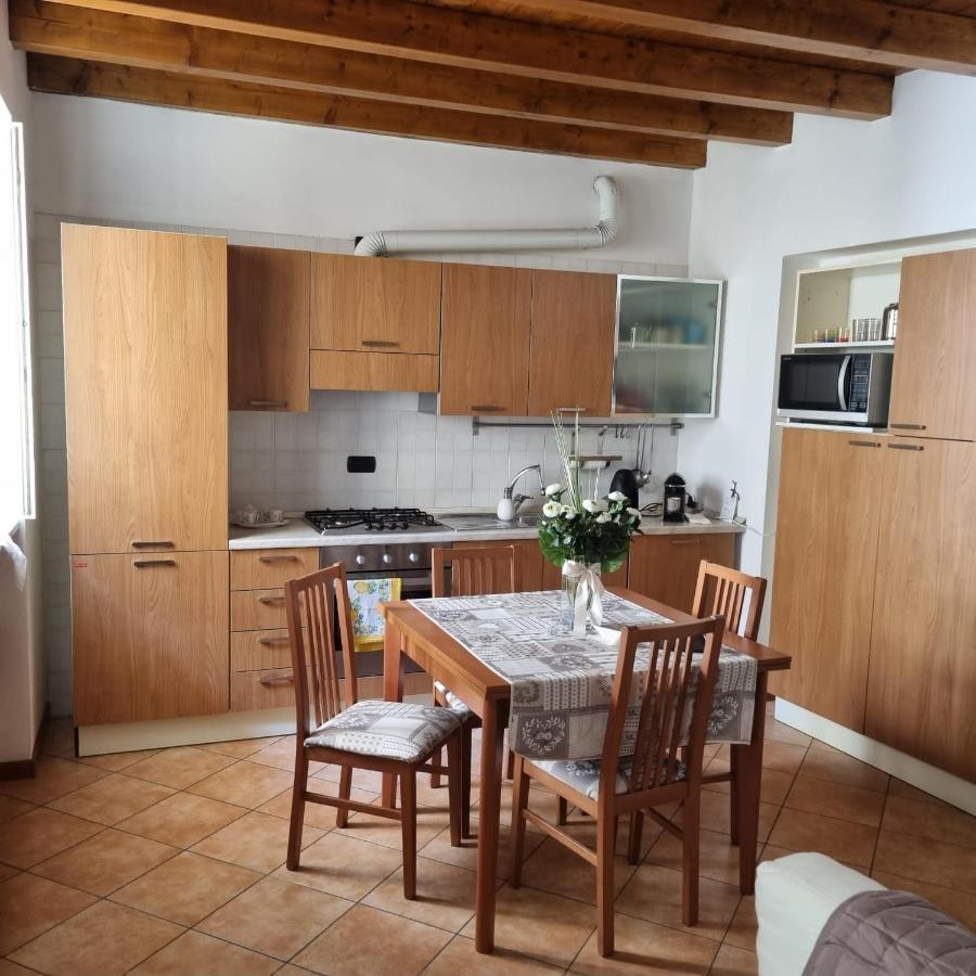 Casa Vacanze Il Tuffetto Olginate Bagian luar foto